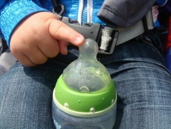 7 Best Bottle Warmer For Comotomo Bottles Reviewed