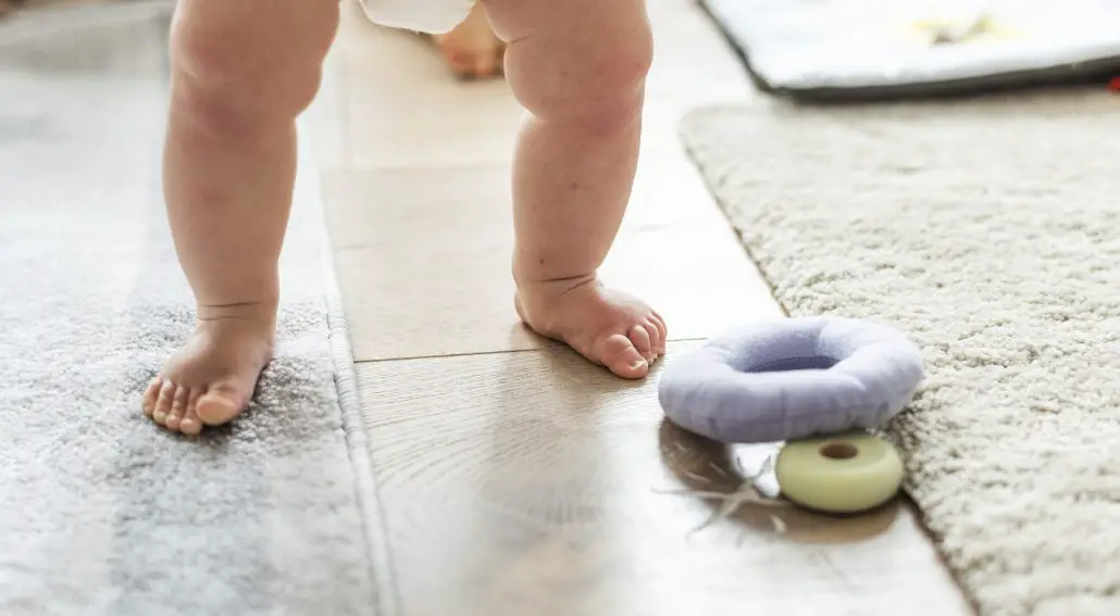 active-4027571_1920 why is my baby going back to diapers after potty training?