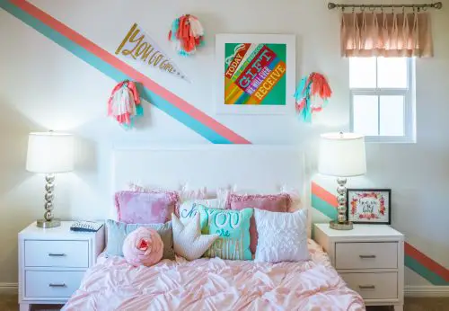 green and pink toddler bedroom
