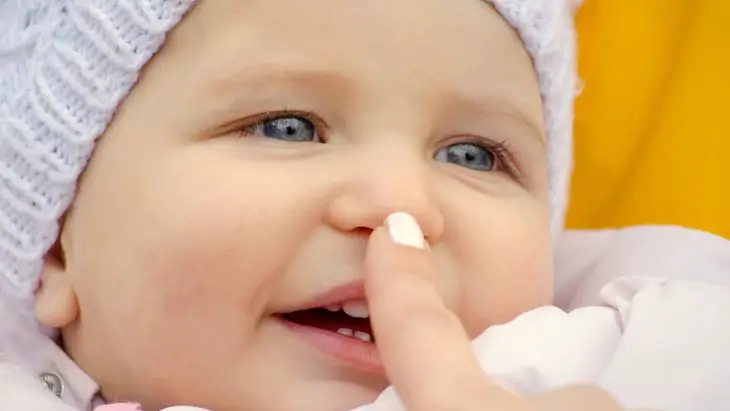 how to get boogers out of baby's nose